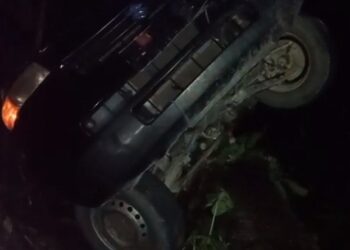 Kecelakaan terjadi di ruas Jalan Pendakian, Nias Utara, Sumatera Utara, Jumat (23/9/2023). (Foto: Iman Jaya Lase).