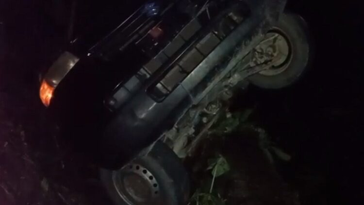 Kecelakaan terjadi di ruas Jalan Pendakian, Nias Utara, Sumatera Utara, Jumat (23/9/2023). (Foto: Iman Jaya Lase).