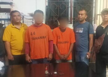 Foto kedua tersangka yang diamankan Polisi.
