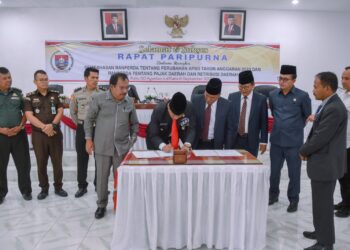 Pemkab dan DPRD Humbahas setujui Ranperda Pajak Daerah dan Retribusi Daerah serta P-APBD 2023, Rabu (6/9/2023) lalu.