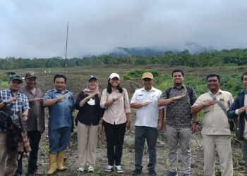 Rombongan Tim Kementerian Bappenas kunjungi lokasi Food Estate Pakpak Bharat, di Kecamatan Sitellu Tali Urang Julu, Kabupaten Pakpak Bharat, Sumatera Utara, Rabu (11/10/2023).