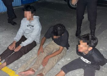 Foto ketiga remaja yang diamankan Personil Satuan Samapta Polres Pematang Siantar.