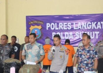 Sat Narkoba Polres Langkat saat menggelar press release kasus narkotika. TRIBUN MEDAN/HO