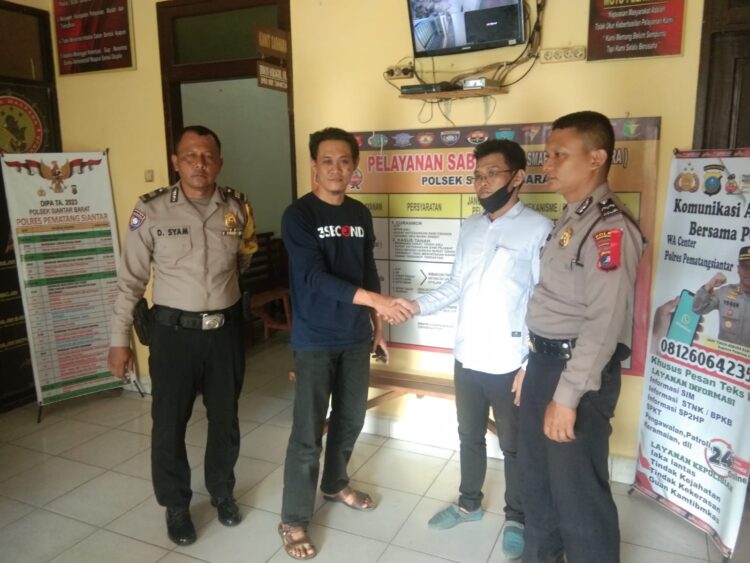 Polsek Siantar Barat selesaikan masalah pemukulan melalui problem solving, Rabu (13/12/2023), sekitar pukul 13.30 WIB.