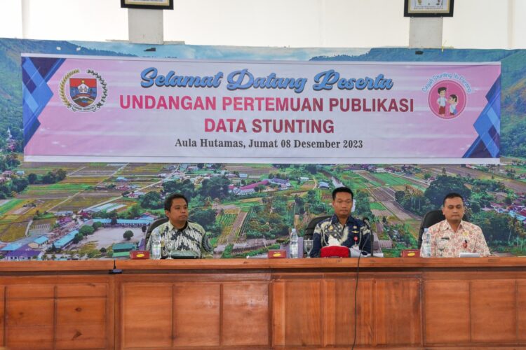 Pertemuan Publikasi Data Stunting Kabupaten Humbang Hasundutan, di Aula Hutamas Perkantoran Tano Tubu, Doloksanggul, Jumat (8/12/2023).