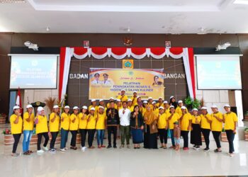 Para peserta pelatihan foto bersama disela kegiatan.