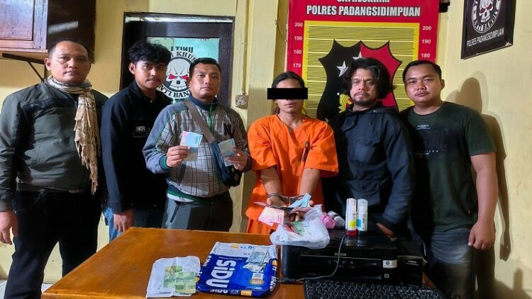 Pengedar Uang Palsu di Padangsidimpuan Cetak Sendiri Upal Pakai Printer (Foto: Istimewa)
