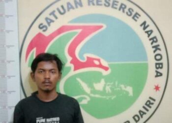 Sat Narkoba Polres Dairi kembali mengamankan seorang pemuda, PA alias Padli (23) terkait kasus narkotika di kamar kos - kosannya yang berlokasi di Jalan Sudirman Kecamatan Sidikalang Kabupaten Dairi. TRIBUN MEDAN/HO