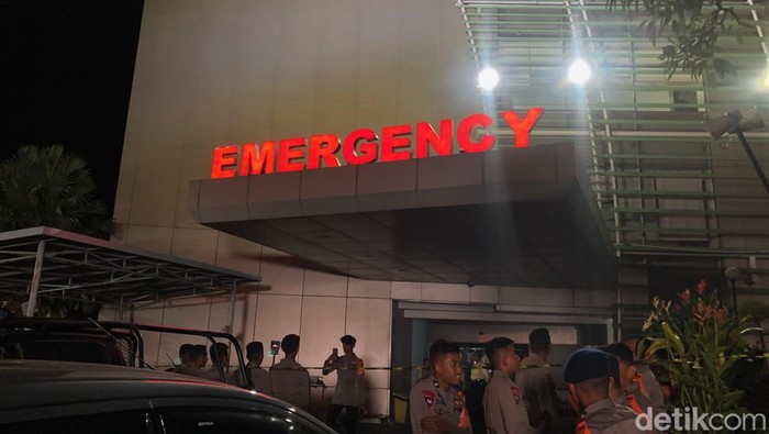 Foto: Kondisi Semen Padang Hospital (SPH), Padang terkini usai ledakan sore tadi. (M Afdal Afrianto/detikSumut)