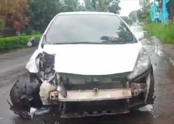 Pelajar SMP tewas ditabrak mobil Honda Jazz yang dikemudikan oknum polisi di Jalan Lintas Sumatera, Kota Lubuklinggau, Sumatera Selatan, Kamis (18/1/2024). Foto/Sudirman A A A