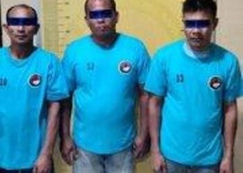 Para pengedar sabu ini berinisial LS (46) warga Pasar I Dusun I Desa Pertahanan Kecamatan Sei Kepayang, Inisial I (35) warga Dusun XII Desa Padang Mahondang Kecamatan Pulau Rakyat dan ZR (43) warga Dusun III Desa Sei Paham Kecamatan Sei Kepayang Kabupaten Asahan diamankan Sat Narkoba Polres Asahan