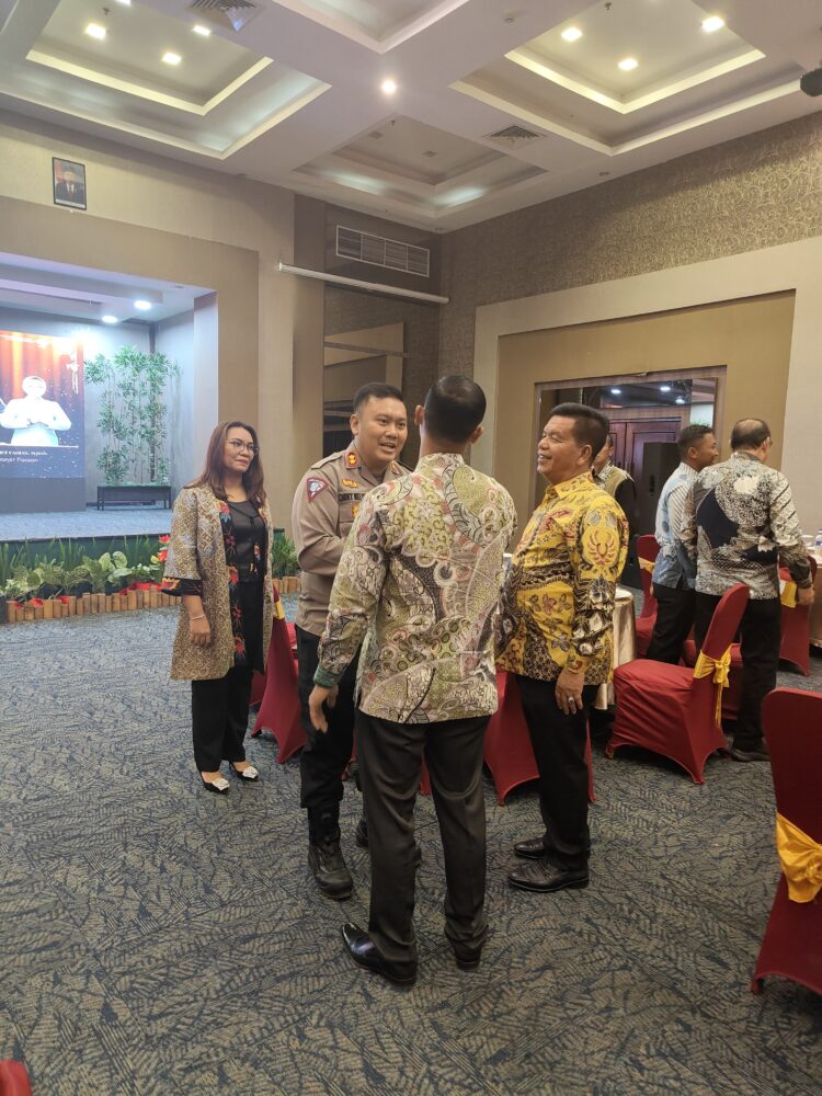 Kapolres Simalungun, AKBP Choky Sentosa Meliala, S.I.K., S.H., M.H., saat hadiri acara malam pisah sambut Dandim 0207/Simalungun.