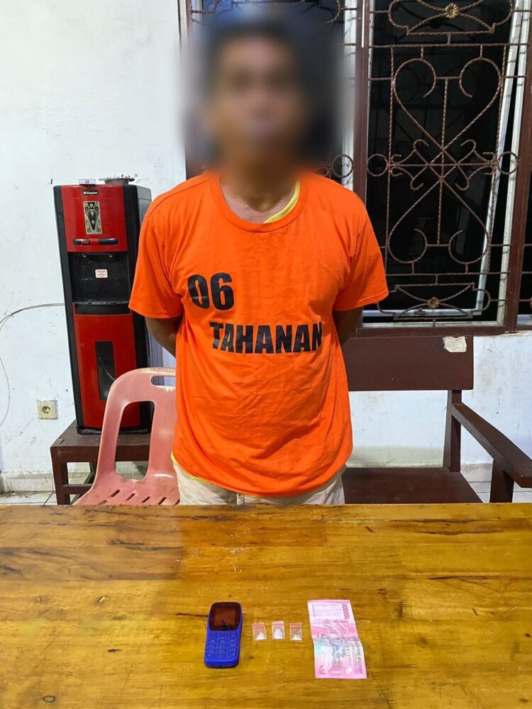 Foto pelaku dan barang bukti yang diamankan Polisi.