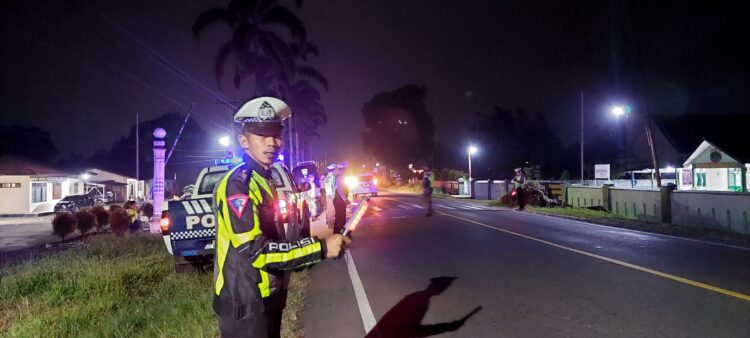 Sat Lantas Polres Simalungun mengadakan patroli dialogis bersama Blue Light Patrol (BLP) pada Sabtu (24/2/2024) lalu.