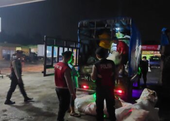 Satuan Samapta (Sat Samapta) Polres Simalungun melaksanakan patroli khusus, Rabu malam (31/1/2024).
