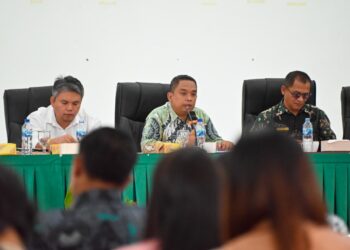 Konsultasi Publik Rancangan Awal Rencana Pembangunan Jangka Panjang Daerah (RPJPD) Kabupaten Humbang Hasundutan Tahun 2025 – 2045, di Pendopo Bukit Inspirasi Doloksanggul, Jumat (2/2/2024).