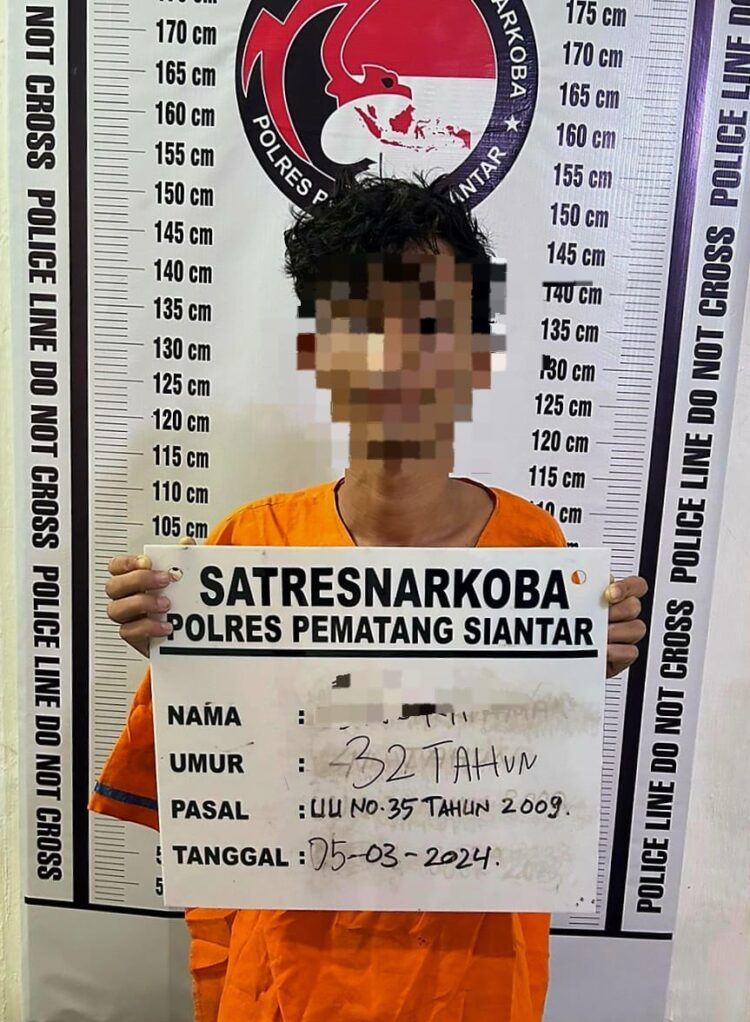Foto pelaku yang diamankan Polres Pematangsiantar.