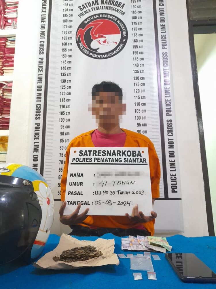 Foto pelaku dan barang bukti yang diamankan Polisi.