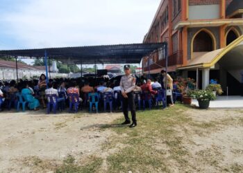 Polres Pematangsiantar melaksanakan pengamanan di Gereja Prioritas dalam rangka peringatan Paskah Tahun 2024.