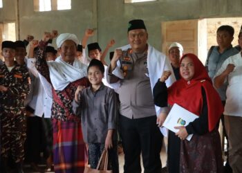 Kapolres Simalungun, AKBP Choky Sentosa Meliala, S.I.K., S.H., M.H., mengunjungi Pondok Pesantren Darul Hikmah, di Bah Joga Utara, Kecamatan Jawa Maraja Bah Jambi, Kabupaten Simalungun, pada Kamis (21/03/2024), lalu.