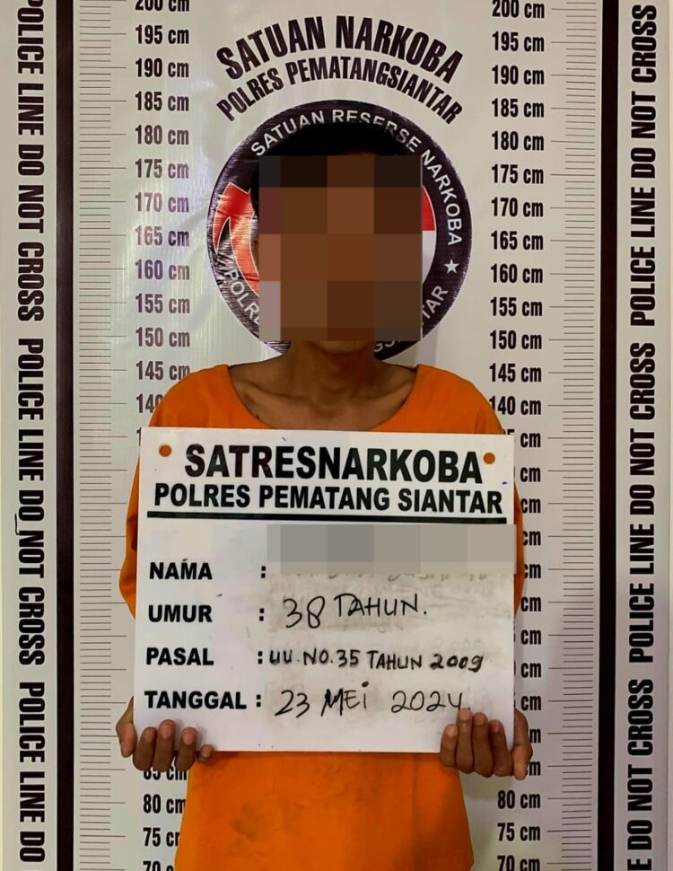 Foto tersagka yang diamankan Polres Pematangsiantar.