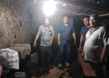 Polsek Silau Kahean gerebek warung milik Jeri Saragih, yang diduga lokasi judi tembak ikan, di Bandar Nagori, Kecamatan Silou Kahean, Kabupaten Simalungun, pada Jumat (24/5/2024).