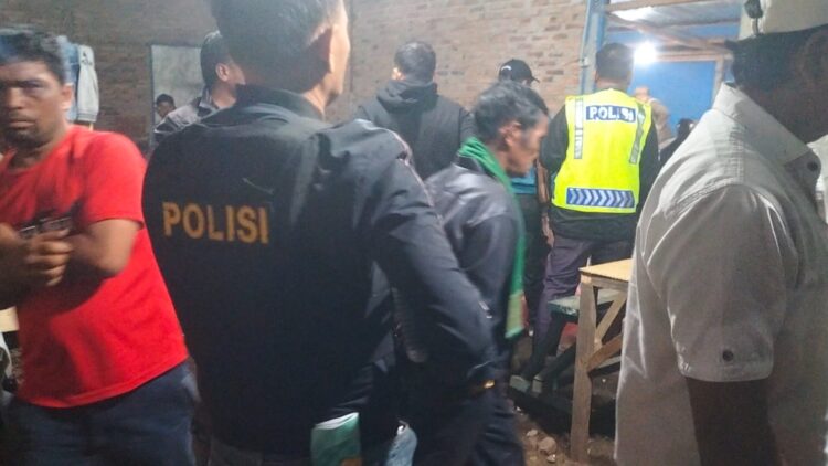 Polsek Saribu Dolok yang dipimpin oleh AKP Nelson Manurung, SH, melaksanakan patroli dan monitoring atas dugaan kegiatan perjudian, di Nagori Purbatua Baru, Kecamatan Silimakuta, Kabupaten Simalungun.