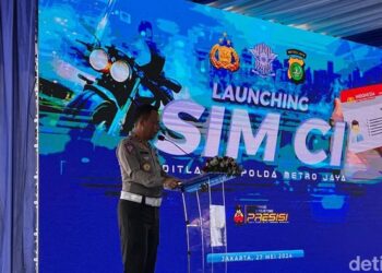 Korlantas Polri resmi menerbitkan SIM C! untuk motor 250-500 CC. (Rumondang/detikcom)