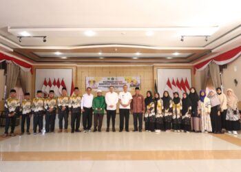 Bupati Pakpak Bharat berangkatkan khafilah ikuti Musabaqah Tilawatil Quran Ke-39 Tingkat Provsu, Rabu (19/06/2024).