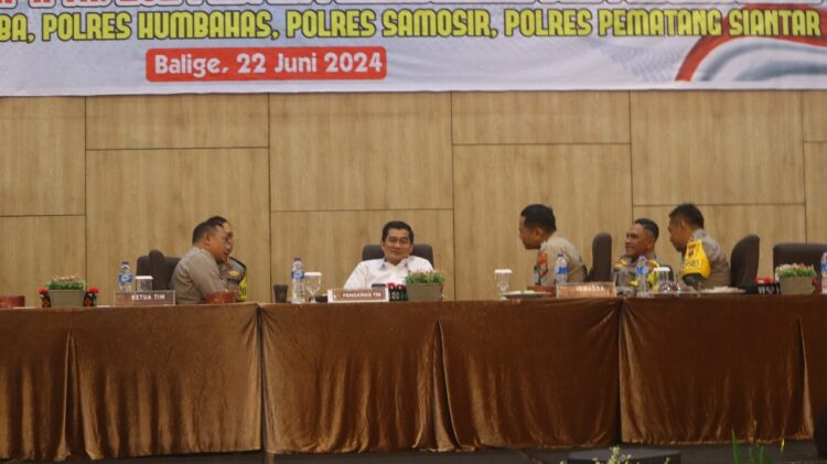 Kapolres Pematangsiantar, AKBP Yogen Heroes Baruno SH, SIK, ikuti Audit Kinerja Tahap II TA 2024 Aspek Pelaksanaan dan Pengendalian dari Itwasum Polri, bertempat di Hotel Labersa Balige, Kabupaten Toba, Sumatera Utara, pada Sabtu (22/6/2024), pukul 08.00 WIB.