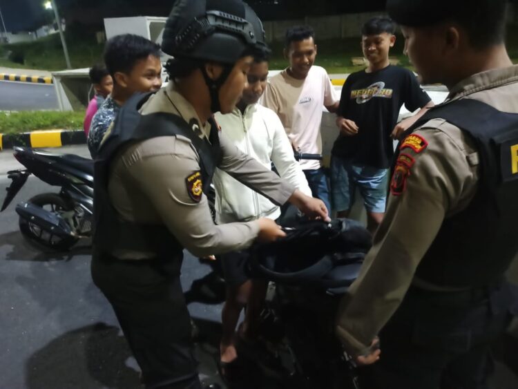 Sat Samapta Polres Simalungun melaksanakan patroli perintis presisi untuk mengantisipasi kegiatan geng motor dan tindak kejahatan jalanan di wilayah hukum Polres Simalungun.