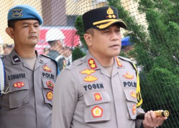 Kapolres Pematangsiantar, AKBP Yogen Heroes Baruno, SH, SIK, pimpin Apel Gelar Pasukan Operasi Patuh Toba 2024, pada Senin (15/7/2024), pukul  08.00 WIB, di Lapangan Apel Polres Pematangsiantar.