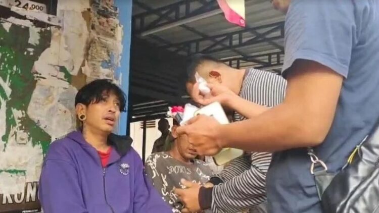 Penangkapan kedua kurir sabu oleh anggota Satnarkoba Polres Padangsidimpuan. (Foto: iNews/Indra Mulia Siagian)