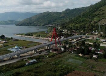 Foto: Jembatan Tano Ponggol di Samosir, Sumut. (Dok. Kementerian PUPR)