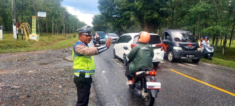 Polres Simalungun tindak lanjut laporan balap liar di Jalan Lintas Siantar – Medan, pada Minggu (14/7/2024).