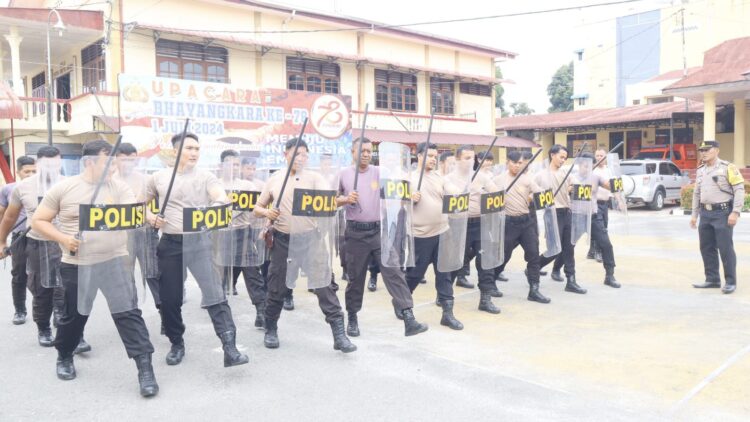 Asah kemampuan personil, Polres Pematangsiantar laksanakan latihan Dalmas, jelang Pilkada 2024.