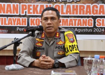 Kapolres Pematangsiantar, AKBP Yogen Heroes Baruno, S.H, S.I.K, pimpin pelatihan Pra Operasi Hatra Toba Tahun 2024, pada Senin (26/8/2024) sore, di Aula Polres setempat.