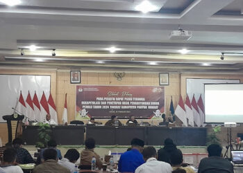 Ketua Badan Pengawas Pemilu (Bawaslu) Kabupaten Pakpak Bharat, Feisal Alfredi Berutu, hadiri Rapat Pleno Terbuka Rekapitulasi dan Penetapan Hasil Penghitungan Suara Pemilu Tahun 2024 Tingkat Kabupaten Pakpak Bharat.