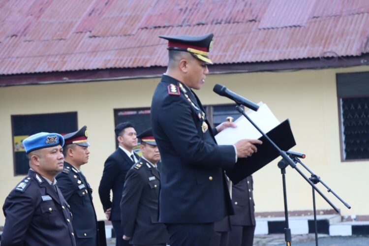 Kapolres Pematangsiantar, AKBP Yogen Heroes Baruno, SH, SIK, pimpin upacara peringatan Hari Kemerdekaan Republik Indonesia ke - 79 Tahun 2024, pada Sabtu (17/8/2024), pukul 07.00 WIB.