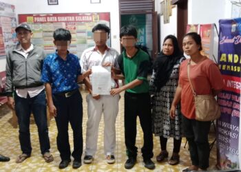 Polsek Siantar Selatan berhasil mengamankan pelajar yang akan tawuran antar pelajar dari jalan Pane, Kelurahan Karo, Kecamatan Siantar Selatan, menuju SMK Sw. Cinta Rakyat, di Jl. Melanthon Siregar, pada Rabu (31/7/2024), sekira pukul 14. 30 WIB.