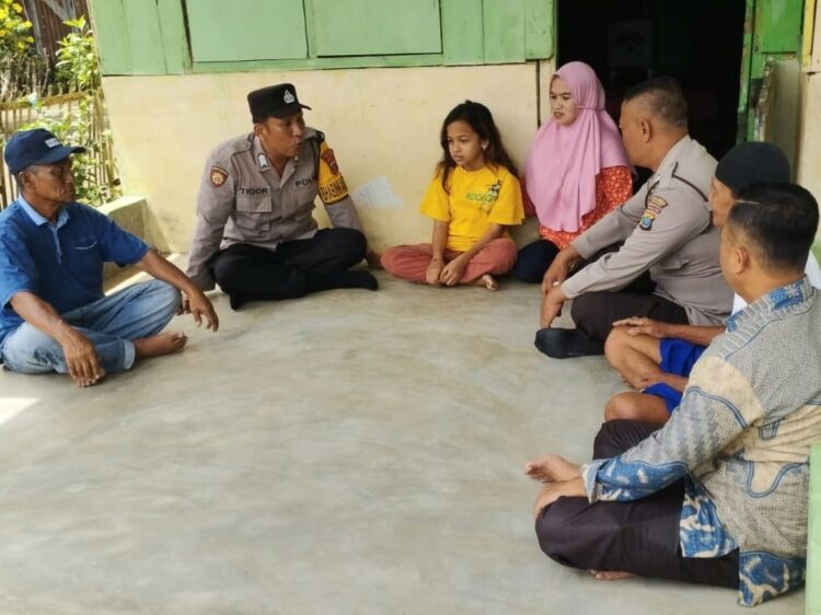 Polsek Serbelawan - Polres Simalungun melakukan kegiatan cooling system, berupa sambang dan patroli dialogis di wilayah Kabupaten Simalungun.