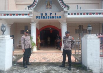 Polsek Perdagangan menggelar patroli dan monitoring Ibadah Minggu di Gereja – gereja, pada Minggu (15/9/2024), lalu.