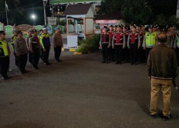 Polres Simalungun menggelar patroli skala besar sebagai bagian dari Kegiatan Kepolisian Yang Ditingkatkan (KRYD). Kegiatan ini bertujuan untuk menjaga keamanan dan ketertiban masyarakat (kamtibmas) di wilayah Kabupaten Simalungun.