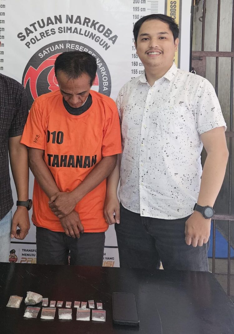 Foto pelaku dan barang bukti sabu yang diamankan Polisi.