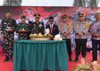 Kapolres Simalungun, AKBP Choky Sentosa Meliala, S.I.K., S.H., M.H., turut hadir dalam acara Peringatan HUT Ke-79 TNI di Simalungun.