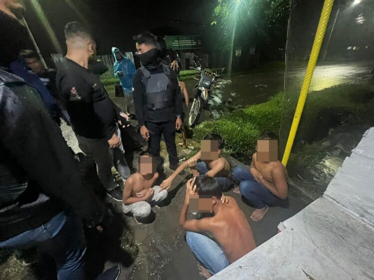 Polres Pematangsiantar bersama Polseķ sejajaran mengamankan sembilan remaja hasil pelaksanaan Kegiatan Rutin Yang Ditingkatkan (KRYD), pada Sabtu (12/10/2024) malam, sekitar pukul 23.30 WIB.