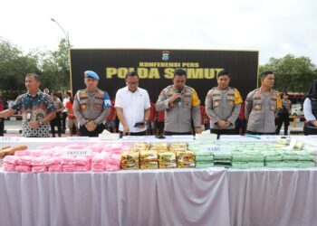 Kapolda Sumut, Irjen Pol. Whisnu Hermawan saat memimpin refleksi akhir tahun yang digelar di Aula Tribrata Polda Sumut, Jumat (27/12/2024).