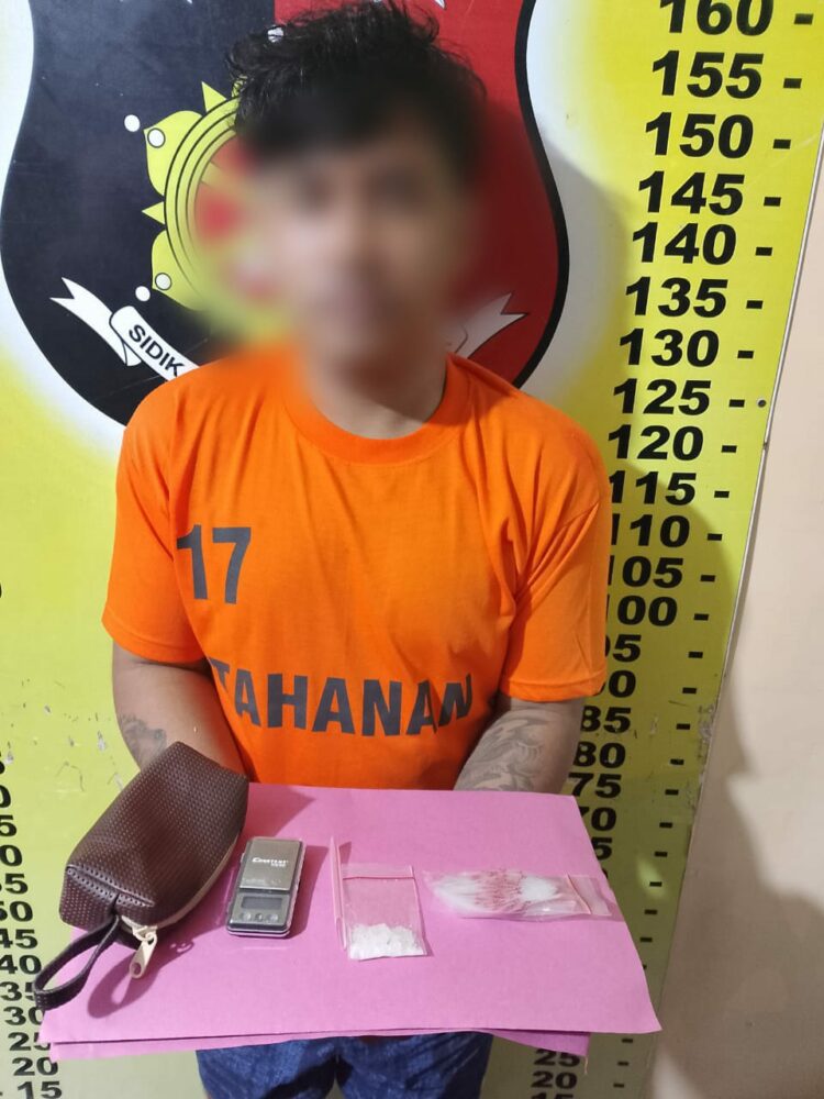 Foto pelaku dan barang bukti yang diamankan Polres Simalungun.