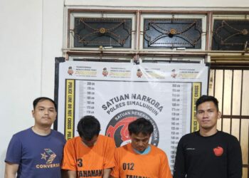 Sat Narkoba Polres Simalungun tangkap dua tersangka.