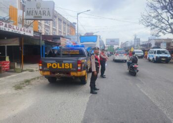 Satuan Samapta Polres Pematangsiantar melaksanakan Kegiatan Kepolisian Rutin Yang Ditingkatkan (KRYD), di Jalan Sisingamangarajapada Sabtu (1/2/2025) pagi, pukul : 09.00 WIB.